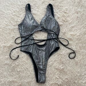 Snakeskin Print One-Piece Swimsuit